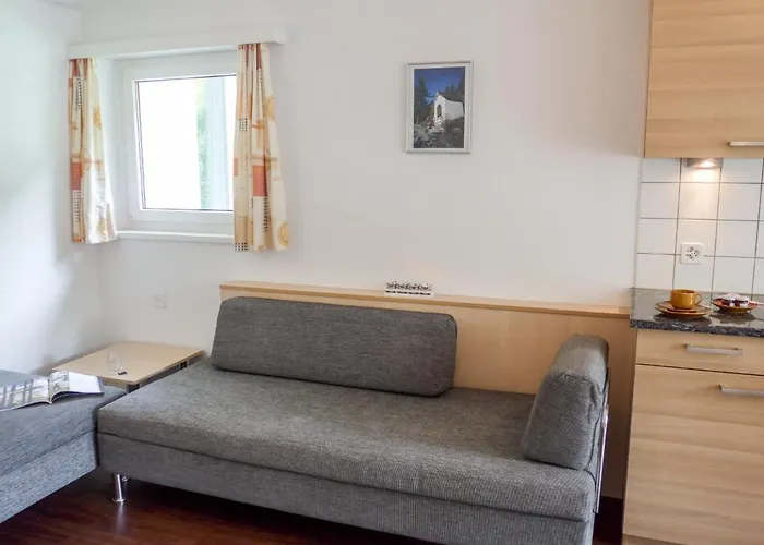 Amici-4 By Interhome *